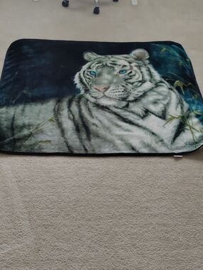 White Tiger Plush Kids Throw Soft Blanket Y2K Cottagecore Retro Country Chic